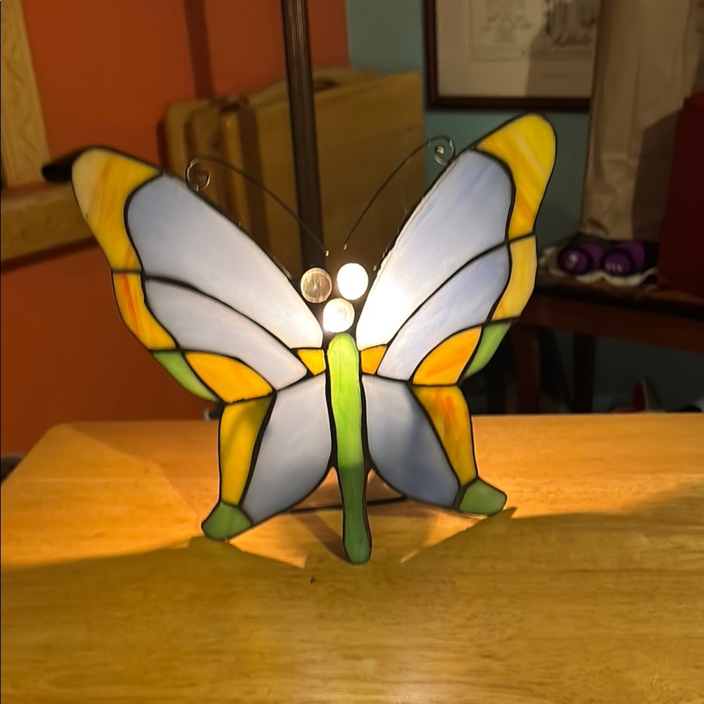 Artistic Stained Glass Butterfly Lamp - Blue, Green, Yellow